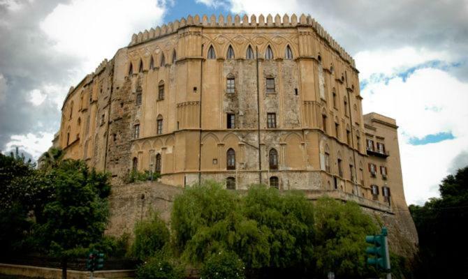 Brick Apartment Palermo Bagian luar foto